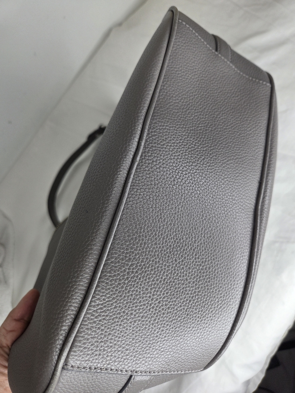 Kate Spade New York Mulberry Street Vivian Shoulder Bag In Taupe Color - Picture 6 of 15